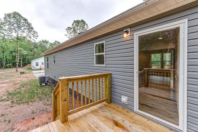 895 Union Hill Rd, Amherst, VA 24522 - wooden deck with central AC