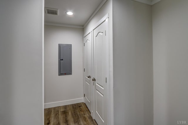 895 Union Hill Rd, Amherst, VA 24522 - corridor featuring electric panel, dark wood-style floors, recessed lighting, and baseboards
