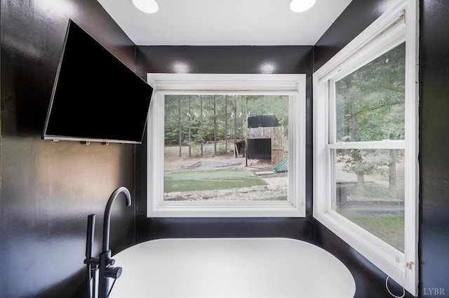 135 Warner Rd, Lynchburg, VA 24504 - full bath featuring a freestanding tub