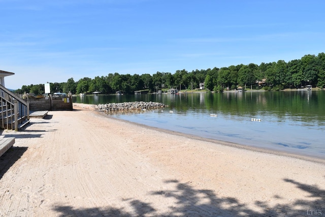 4 Gof View Ct, Huddleston, VA 24104 - water view