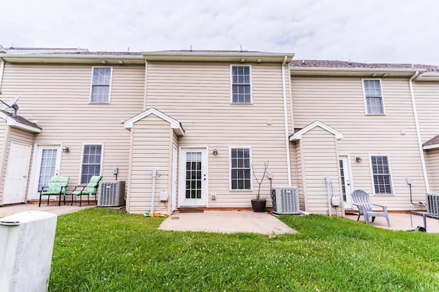 1600 Wards Ferry Rd Unit 204, Lynchburg, VA 24502 - back of house featuring a patio area, central AC, and a yard