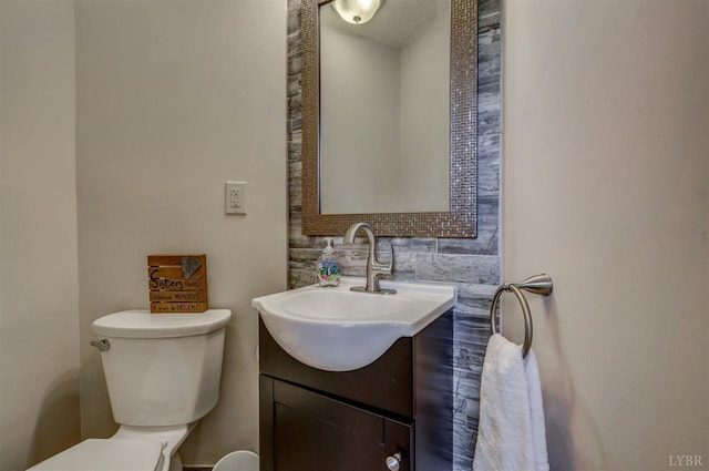 450 Holyfield Ln, Moneta, VA 24121 - half bathroom with vanity and decorative backsplash