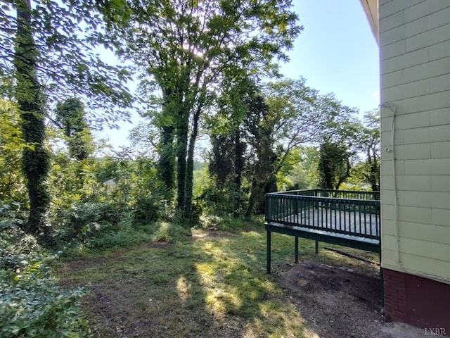 1503 Jackson St, Lynchburg, VA 24504 - view of yard with a wooden deck