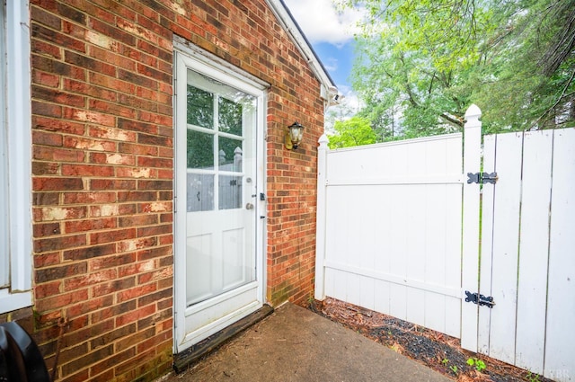 5822 Apache Ln, Lynchburg, VA 24503 - entrance to property featuring a gate and brick siding