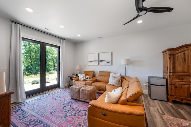 929 Poor House Farm Rd, Amherst, VA 24521 - living area with wood finished floors, recessed lighting, and ceiling fan