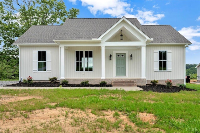 8638 Hat Creek Rd, Brookneal, VA 24528 - view of front of property with a porch and a shingled roof