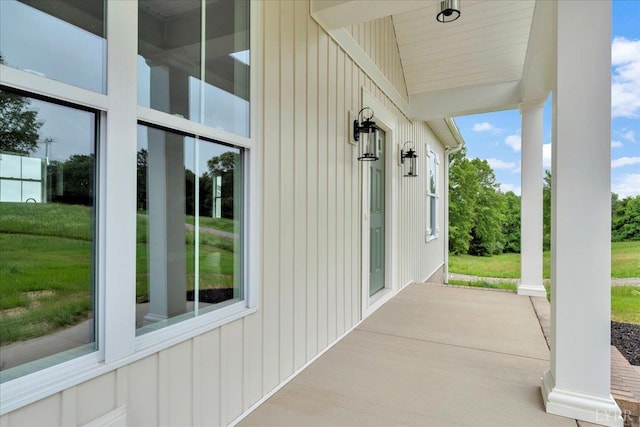 8638 Hat Creek Rd, Brookneal, VA 24528 - view of porch