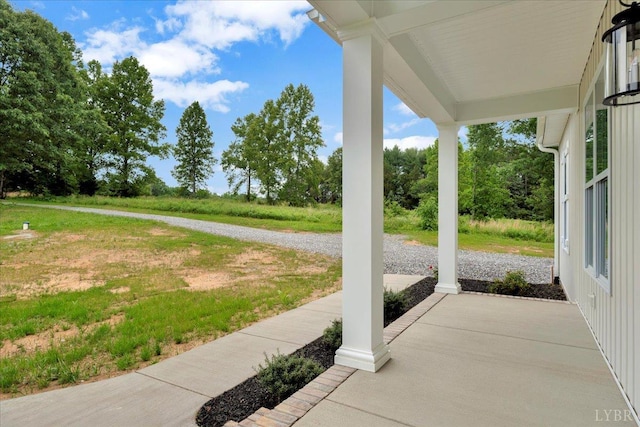 8638 Hat Creek Rd, Brookneal, VA 24528 - view of porch