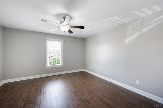 321 Meridian St, Lynchburg, VA 24502 - empty room featuring dark wood-style floors, a ceiling fan, and baseboards