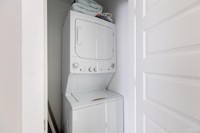 64 Allwell Rd, Lynchburg, VA 24502 - washroom featuring estacked washer and dryer