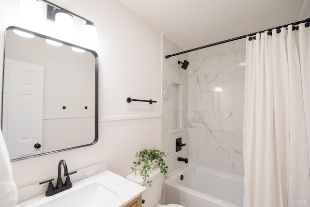 3501 Fort Ave Unit 27, Lynchburg, VA 24501 - full bathroom featuring vanity, shower / bath combo, toilet, and wainscoting
