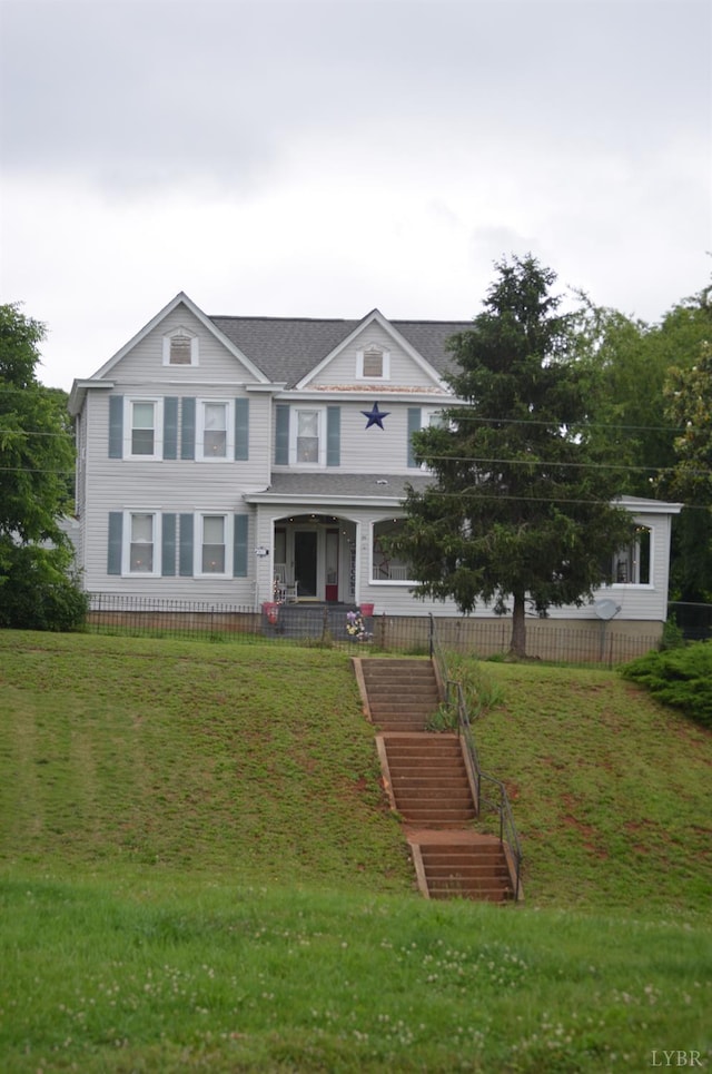 901 Bedford Ave, Altavista, VA 24517 - view of front facade with a front lawn, stairs, and a porch