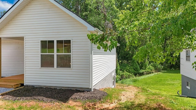 1040 Coronado Ln, Lynchburg, VA 24502 - view of home's exterior with a yard