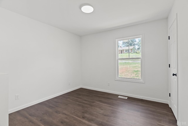 1040 Coronado Ln, Lynchburg, VA 24502 - unfurnished room with dark wood finished floors and baseboards