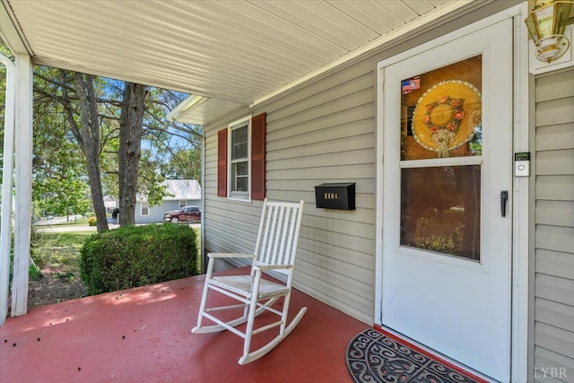 1104 Amherst Ave, Altavista, VA 24517 - view of covered porch