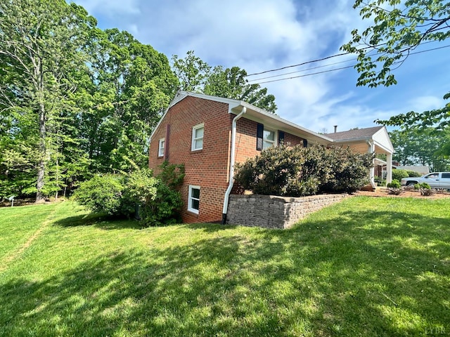 155 Arrowhead Dr, Lynchburg, VA 24502 - view of side of property featuring brick siding and a lawn