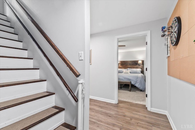 261 Carrington Ln, Roseland, VA 22967 - staircase with wood finished floors and baseboards