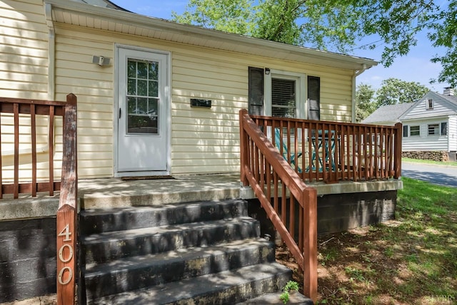 400 Blue Ridge St, Lynchburg, VA 24501 - doorway to property with a wooden deck