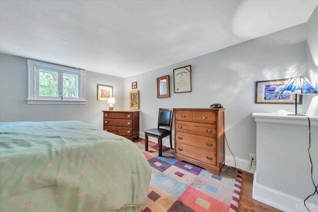 400 E Randolph Pl, Lynchburg, VA 24503 - bedroom with wood finished floors and baseboards