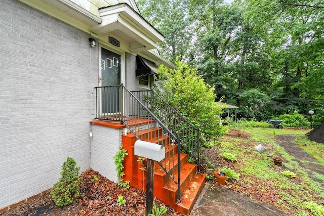 1703 Dale Ave, Altavista, VA 24517 - view of side of property with brick siding
