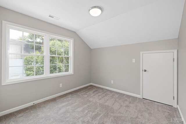 419 Wadsworth St, Lynchburg, VA 24501 - bonus room with lofted ceiling and carpet floors