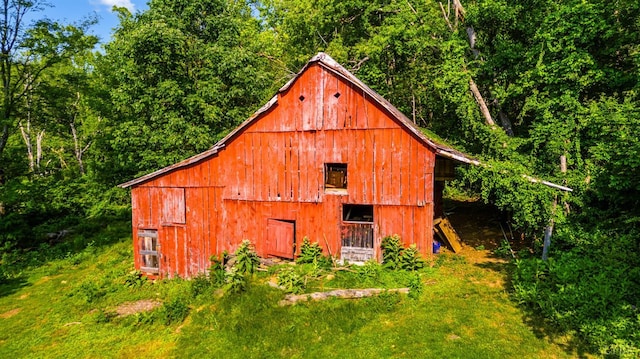 1807 Wheats Valley Rd, Bedford, VA 24532 - view of barn