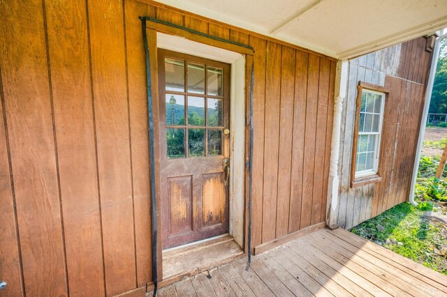 1807 Wheats Valley Rd, Bedford, VA 24532 - view of exterior entry