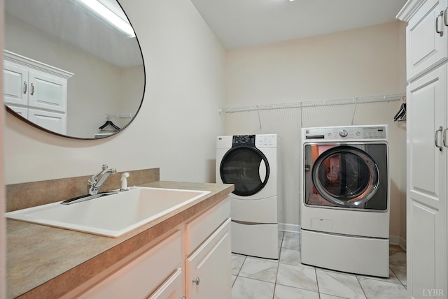 103 Waterton Dr, Lynchburg, VA 24503 - laundry area with independent washer and dryer and cabinet space