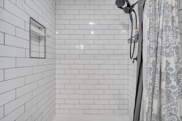 1369 Timberlake Dr, Lynchburg, VA 24502 - bathroom with tiled shower