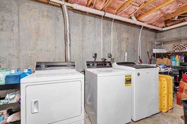 1369 Timberlake Dr, Lynchburg, VA 24502 - washroom featuring washing machine and clothes dryer