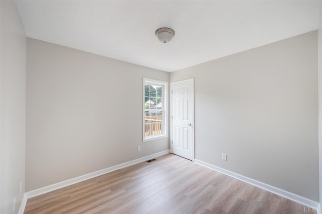 100 Creston Oaks Ct, Forest, VA 24551 - empty room with light wood-style flooring and baseboards