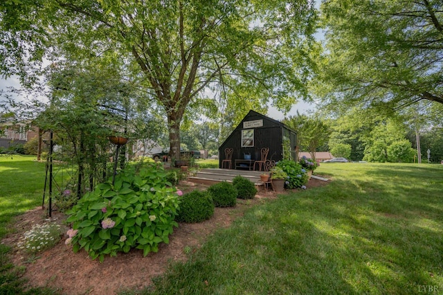 136 Timber Ridge Dr, Forest, VA 24551 - view of grassy yard with a barn
