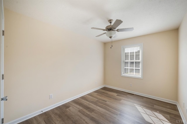 106 Colonnade St, Lynchburg, VA 24502 - empty room featuring wood finished floors, a ceiling fan, and a textured ceiling