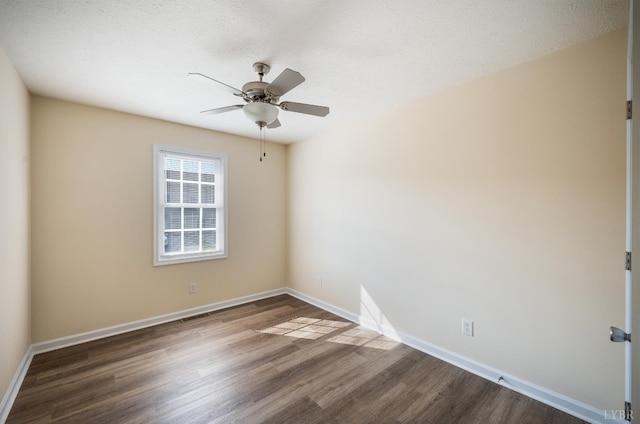 106 Colonnade St, Lynchburg, VA 24502 - empty room featuring wood finished floors, ceiling fan, and a textured ceiling