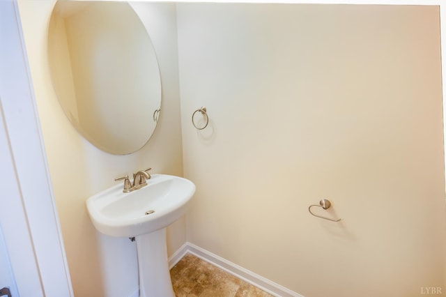 106 Colonnade St, Lynchburg, VA 24502 - bathroom with baseboards and a sink