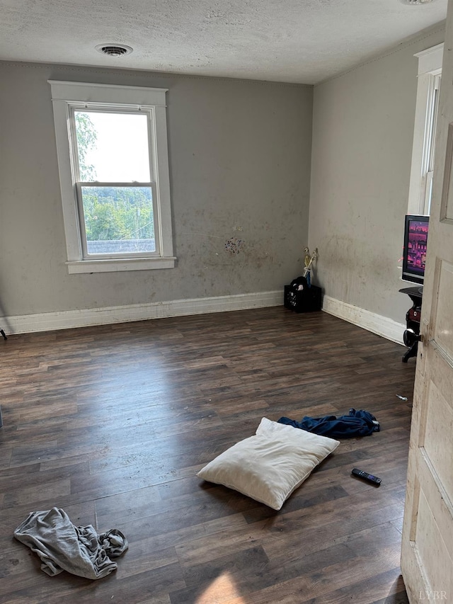 2402 Fairview Ave, Lynchburg, VA 24501 - empty room featuring wood finished floors and a textured ceiling