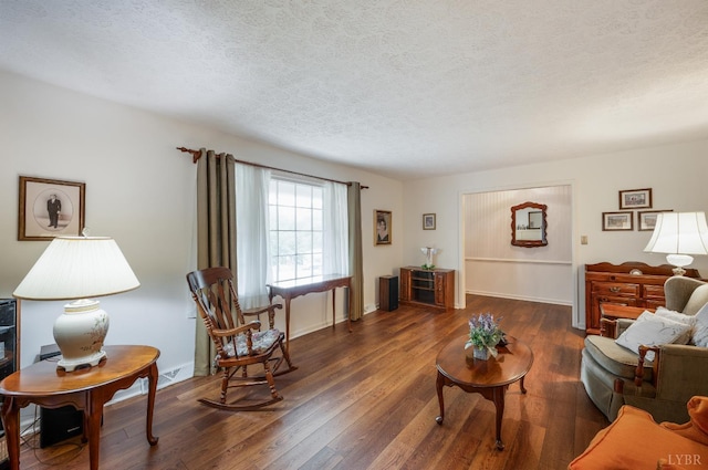 313 Robin Dr, Lynchburg, VA 24502 - living room featuring a textured ceiling and wood-type flooring