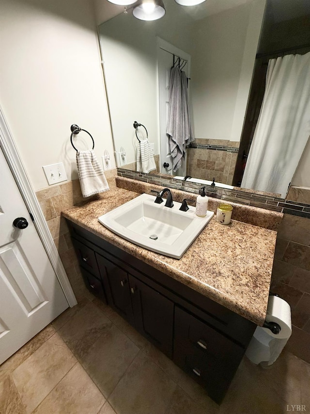 1309 Cherokee Ave, Lynchburg, VA 24502 - bathroom with vanity