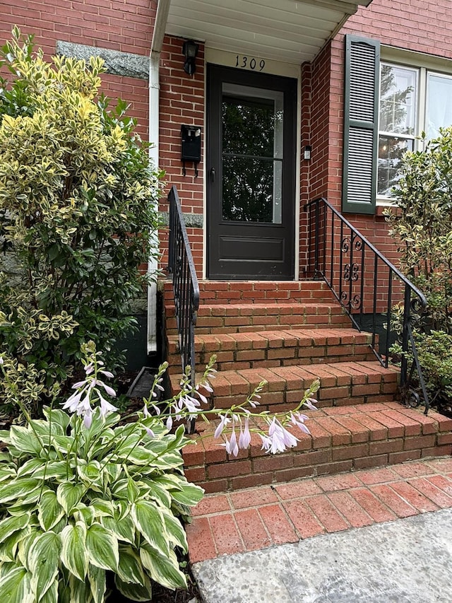 1309 Cherokee Ave, Lynchburg, VA 24502 - view of exterior entry featuring brick siding