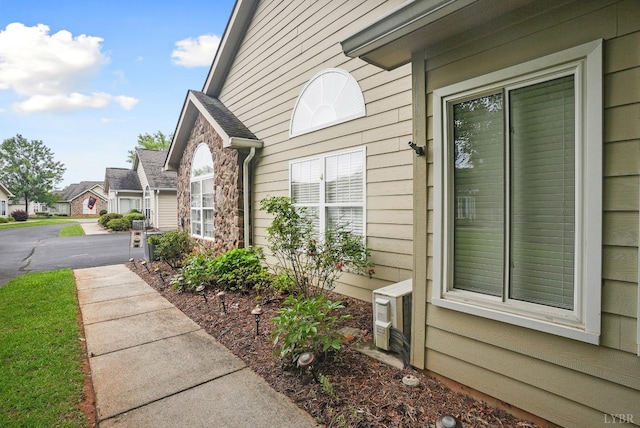 158 Salisbury Cir, Lynchburg, VA 24502 - view of property exterior