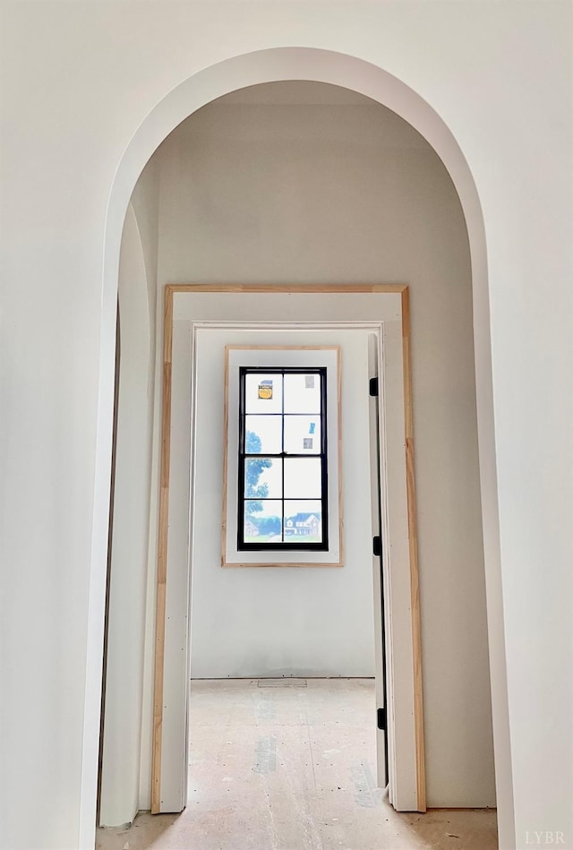 1608 Autumn Run Dr, Forest, VA 24551 - corridor featuring arched walkways