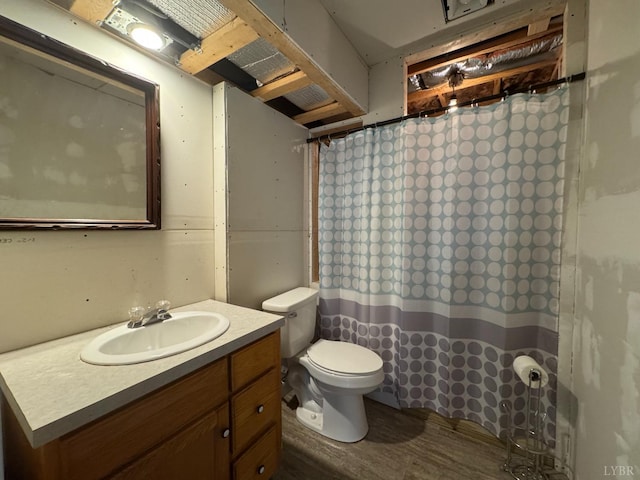 166 Dutch Ln, Appomattox, VA 24522 - full bath featuring vanity and a shower with curtain