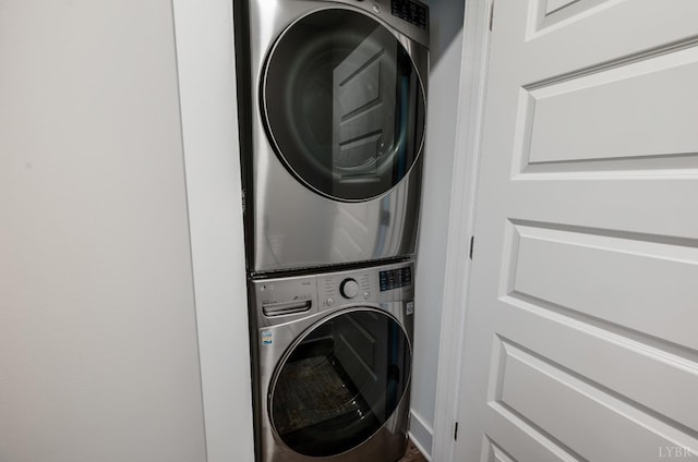 54 Allwell Rd, Lynchburg, VA 24502 - laundry area featuring estacked washer and dryer