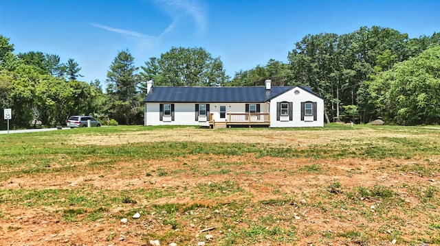 39 Lynview Dr, Lynchburg, VA 24502 - ranch-style home with a deck, a metal roof, and a front yard