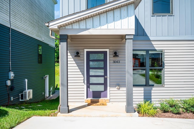 3043 Fulton St, Lynchburg, VA 24501 - property entrance featuring board and batten siding