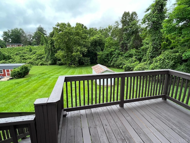 115 Primrose Ln, Lynchburg, VA 24501 - wooden terrace featuring a storage unit and a yard