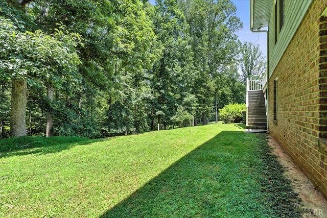702 Kings Rd, Lynchburg, VA 24502 - view of grassy yard with stairs