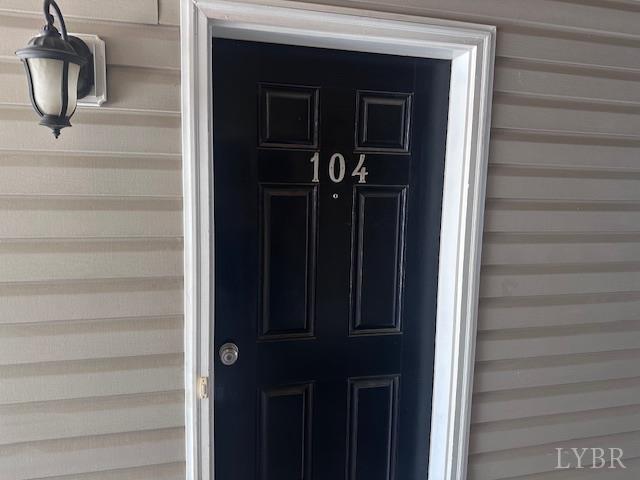 206 Capstone Dr Unit 104, Lynchburg, VA 24502 - photo 3