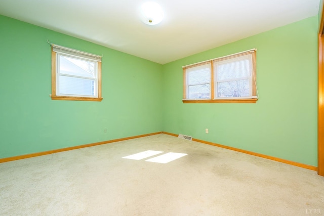 625 Sherman Dr, Lynchburg, VA 24502 - carpeted empty room featuring baseboards