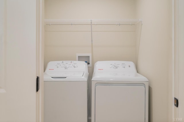 1016 Misty Mountain Rd, Lynchburg, VA 24502 - laundry area featuring washer and dryer